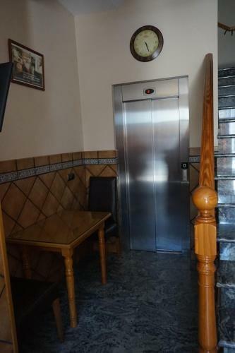 Hostal Ana