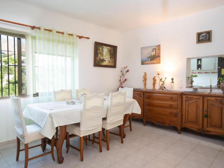 Holiday Home Fortuna - Amu183