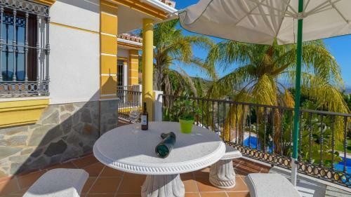Villa Tojo Alozaina
