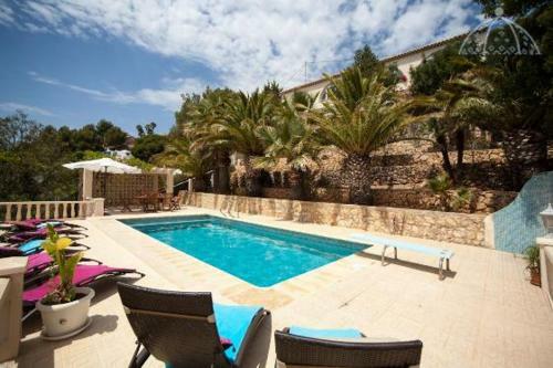 Altea Villa Sleeps 8 Pool Air Con Wifi