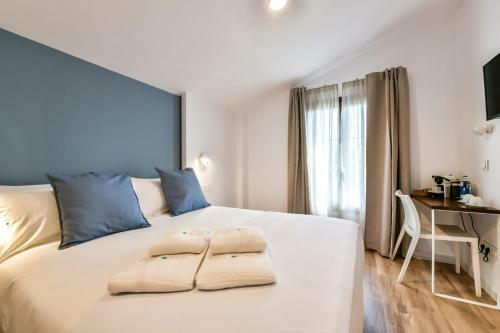 Hostal La Costera