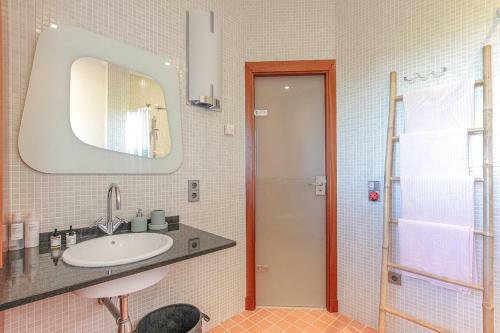 Luxury Modern Villa In La Sella 5-bed