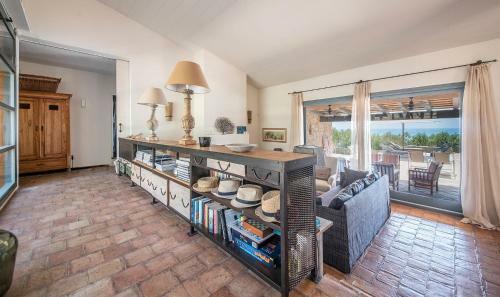 Th112 Sunrise Villa