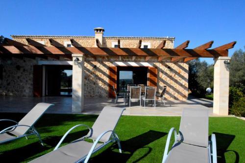 Finca Moderna Con Piscina En Ariany