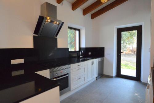 Finca Moderna Con Piscina En Ariany