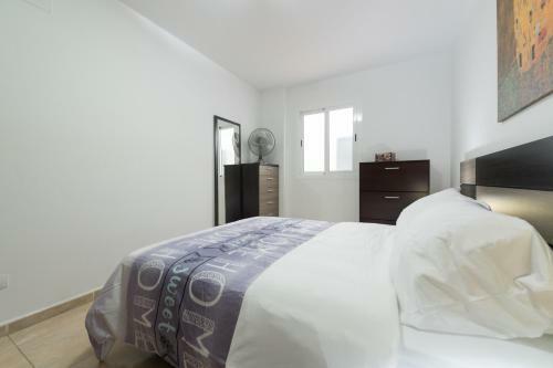 Apartamento Spacious 3br Apt Near Arinaga Beach