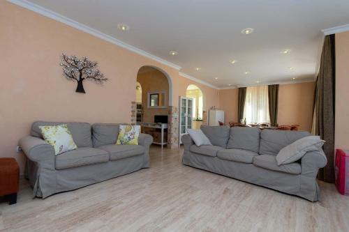 Parque Tropical 5 - Three Bed Villa