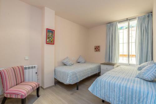 Begur Holiday Home Sleeps 5 With Pool