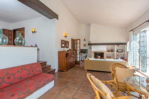 Begur Holiday Home Sleeps 8