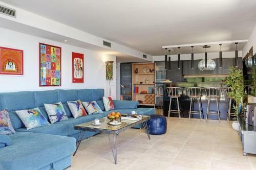 Begur Villa Sleeps 10 With Pool Air Con And Wifi