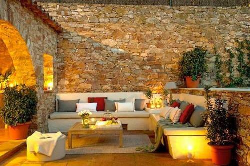 Begur Town House Sleeps 10 With Pool And Wifi