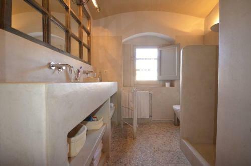 Begur Town House Sleeps 10 With Pool And Wifi