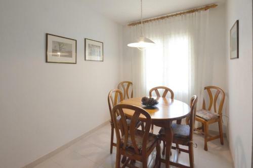 Begur Apartment Sleeps 5