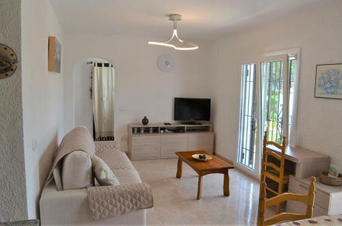 Begur Villa Sleeps 5 Pool Wifi