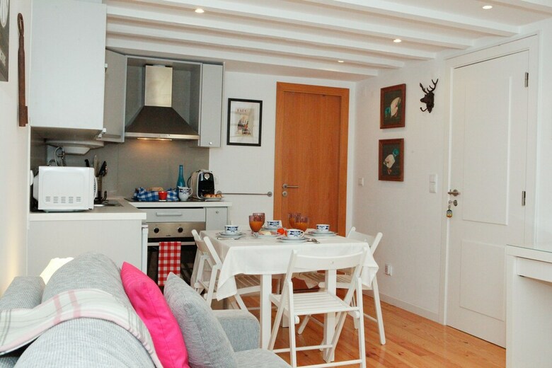 Apartamento Alfama Yellow House
