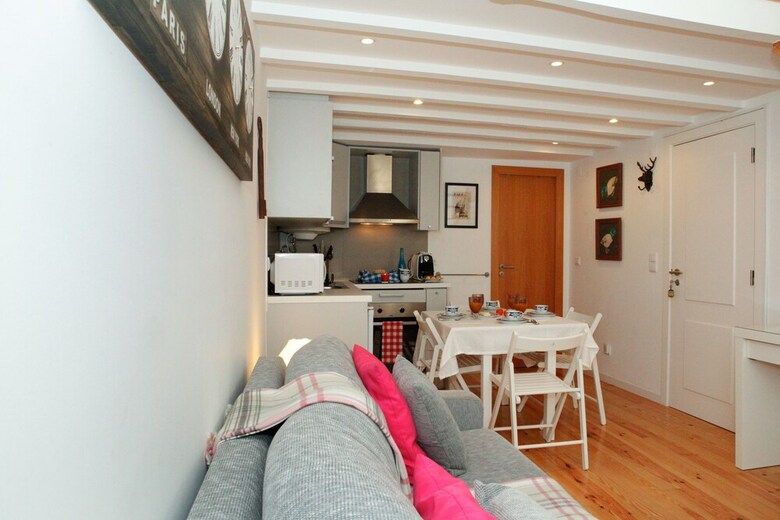 Apartamento Alfama Yellow House