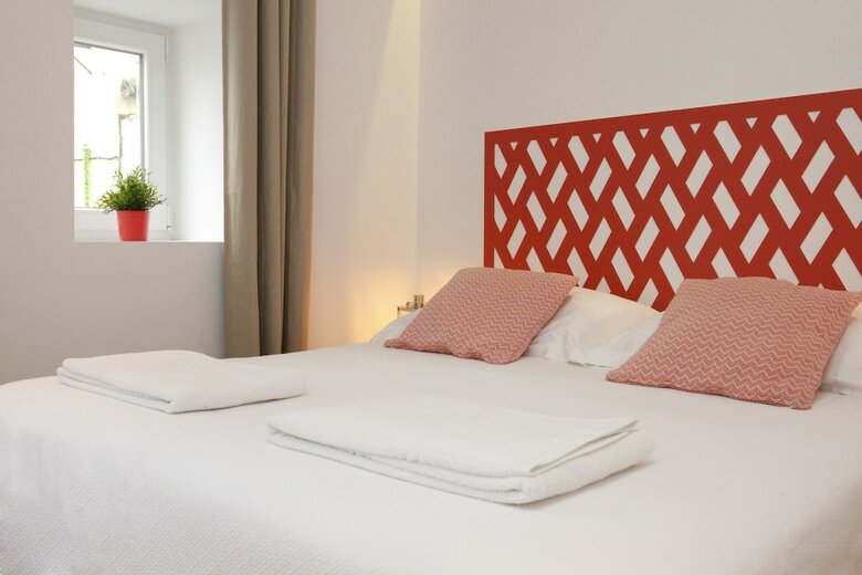 Apartamento Alfama Yellow House