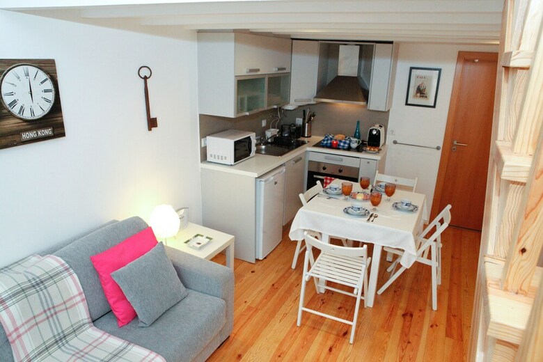Apartamento Alfama Yellow House