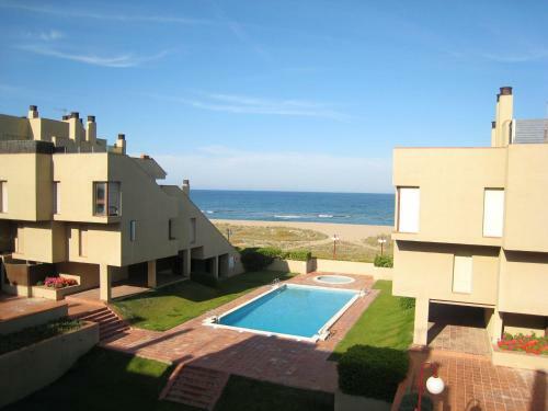 Charming Apartment In Playa de Pals With Swimming Pool