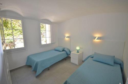 Begur Apartment Sleeps 6 With Pool And Wifi