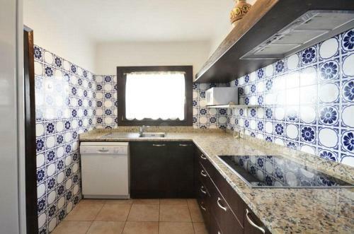 Begur Apartment Sleeps 8 With Pool