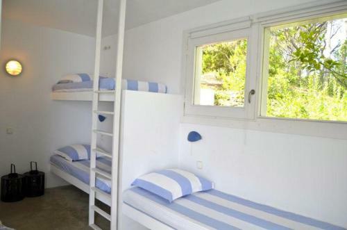 Begur Villa Sleeps 10 With Pool And Wifi