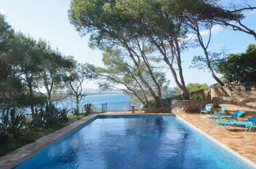 Begur Villa Sleeps 10 With Pool And Wifi