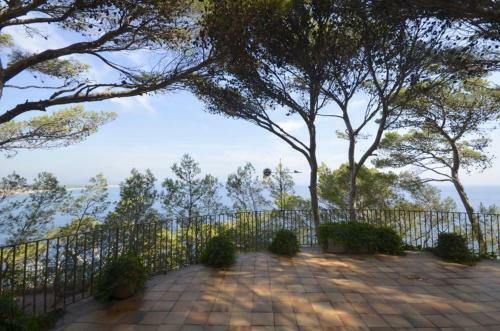 Begur Villa Sleeps 10 With Pool And Wifi