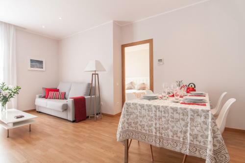 Pelayo Deluxe Apartments