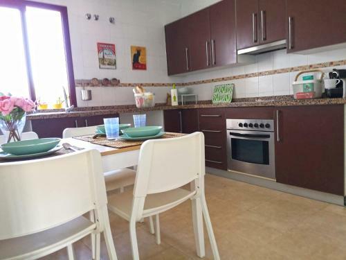 Apartamento Golf Fields Apt, Seaview, Pool, Free Parking