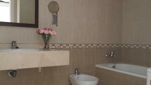 Apartamento Golf Fields Apt, Seaview, Pool, Free Parking