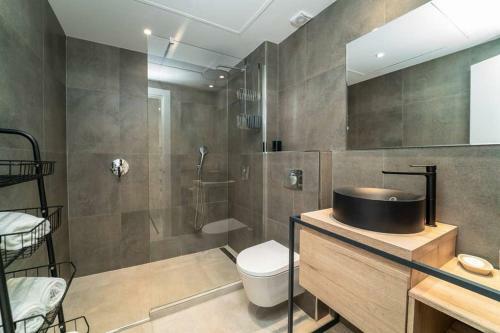 Bright, Modern Apt In La Quinta With Large Terrace