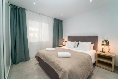 Bright, Modern Apt In La Quinta With Large Terrace