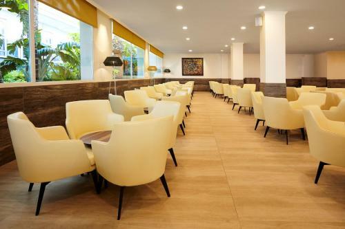 Hotel Las Arenas