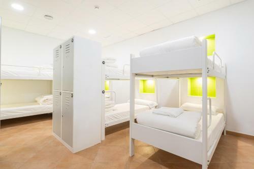 Benarrab� Hostel