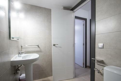 One Apartments By Mc ? Edf. Tr�bol