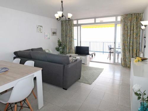Apartment Palmeras Playa Levante First Line