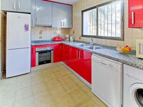 Holiday Home Bellota - Mra236