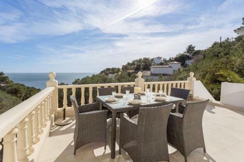 Benitachell Villa Sleeps 6 Pool Wifi