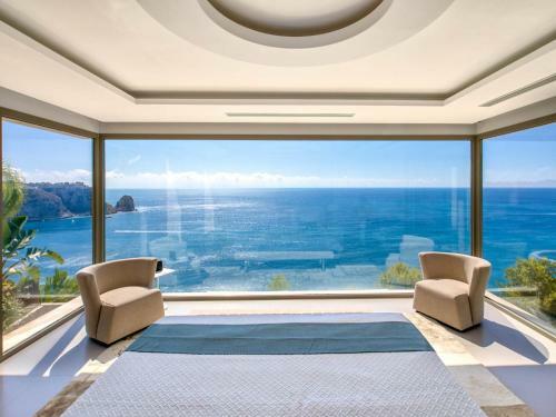 Benitachell Villa Sleeps 8 With Pool And Air Con