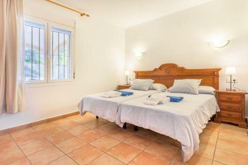 Benitachell Villa Sleeps 4 Pool Air Con Wifi