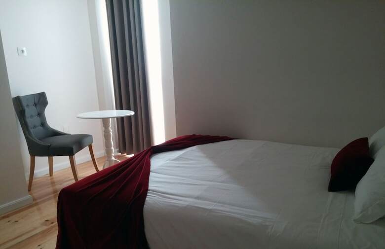 Hotel Lisbon Arsenal Suites