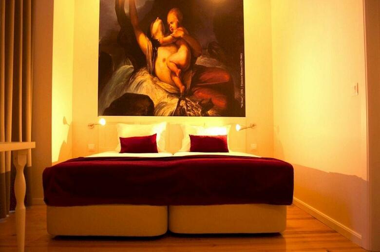Hotel Lisbon Arsenal Suites