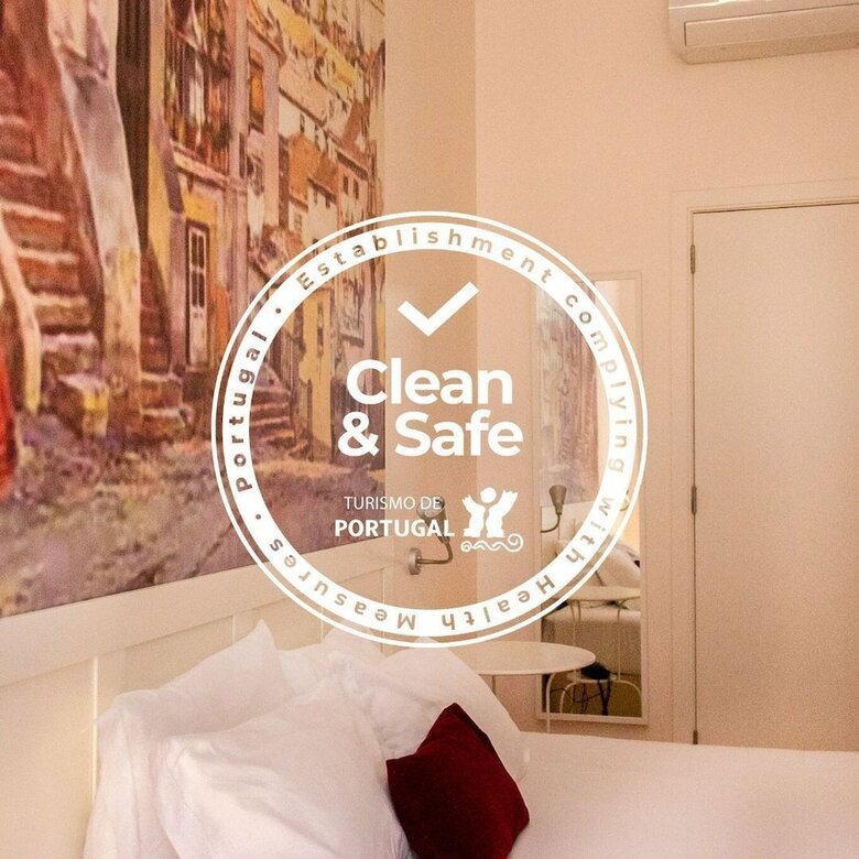 Hotel Lisbon Arsenal Suites
