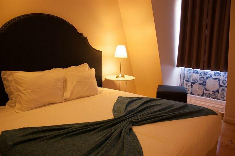 Hotel Lisbon Arsenal Suites