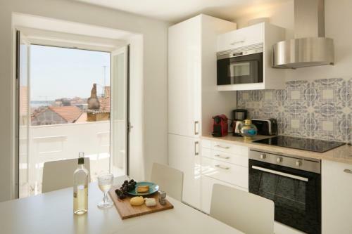 Traveling To Lisbon Baixa Apartments