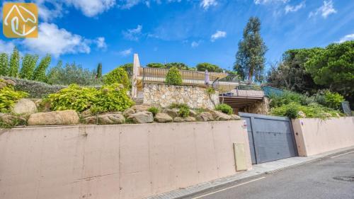 Blanes Villa Sleeps 8 Pool Wifi