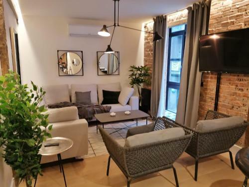 New Soho By Staynn Apartments
