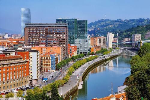 Hostal Pensi�n B4r