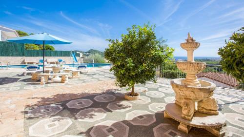 Blanes Villa Sleeps 4 With Pool